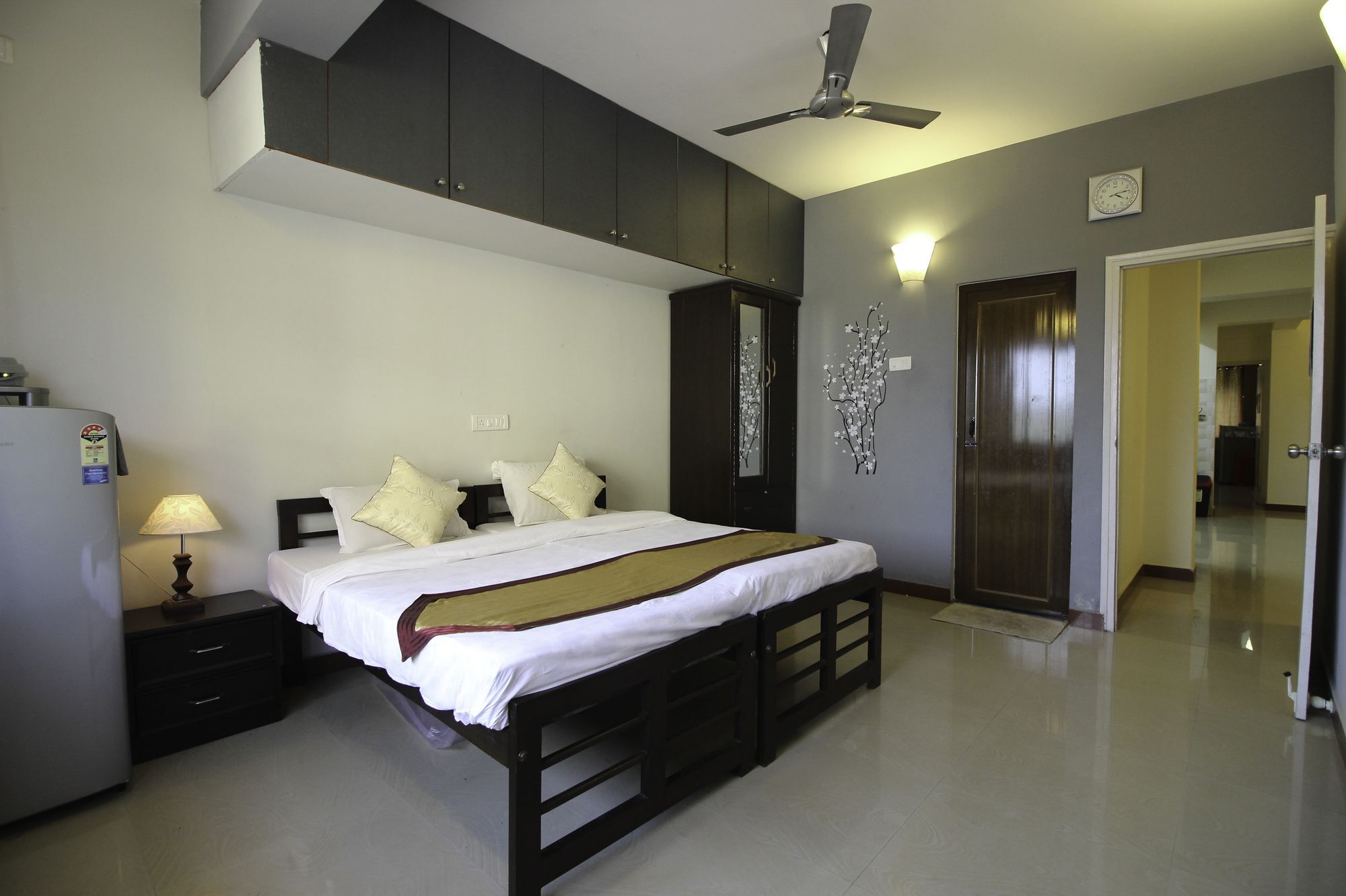 Oyo 9876 Home Luxurious 5Bhk Porvorim Exterior photo